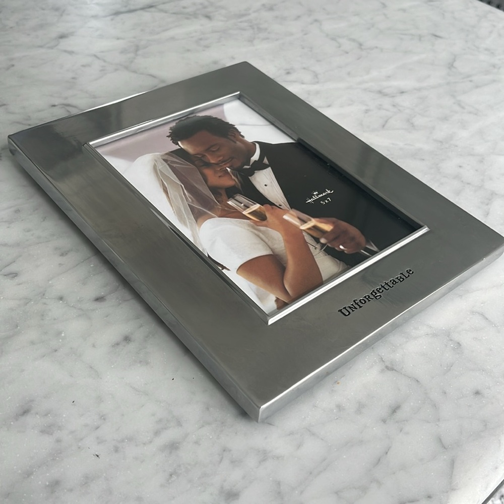 Hallmark Silver Photo Frame - Picture 3 of 7